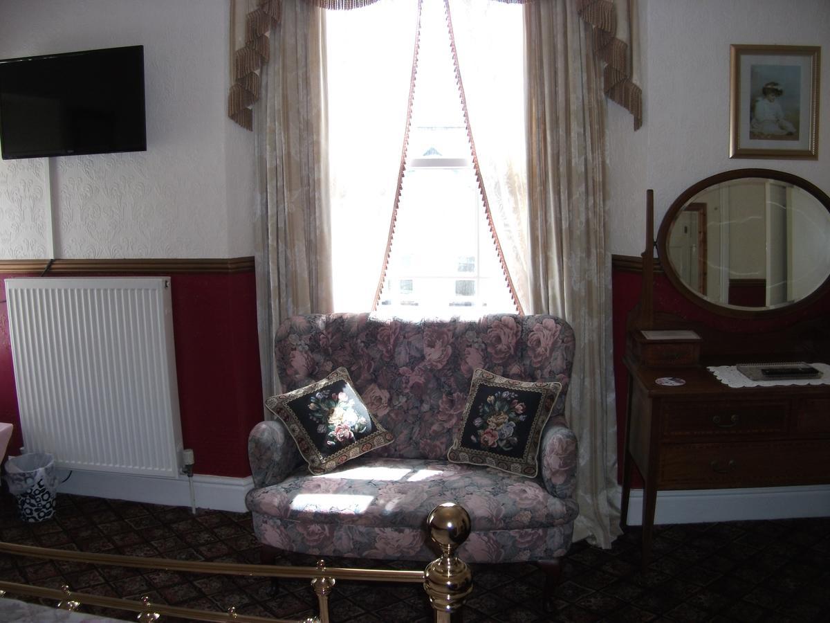 Bed and Breakfast The Chelsea Llandudno Exteriér fotografie